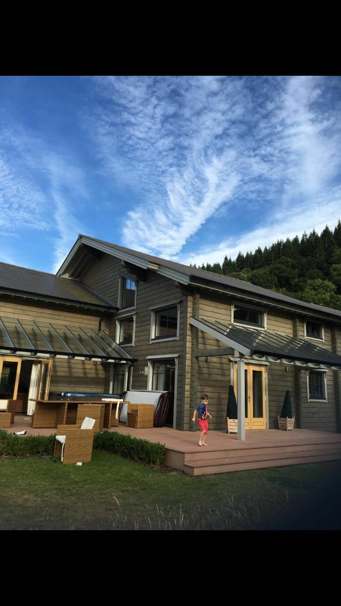 Loving the Hunter lodges <a href="/TheCelticManor/">Celtic Manor Resort</a>