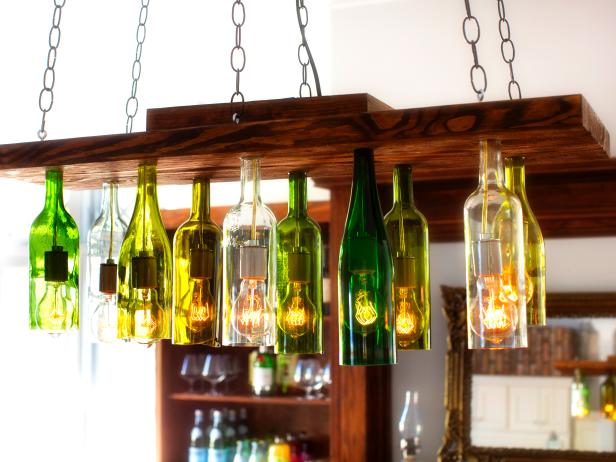 themintgallery's tweet photo. In #celebration of our #wineandpaint #night, here's a way to use empty #wine #bottles! https://t.co/Amh5r5gqDM #diy https://t.co/VFuEU98qPz