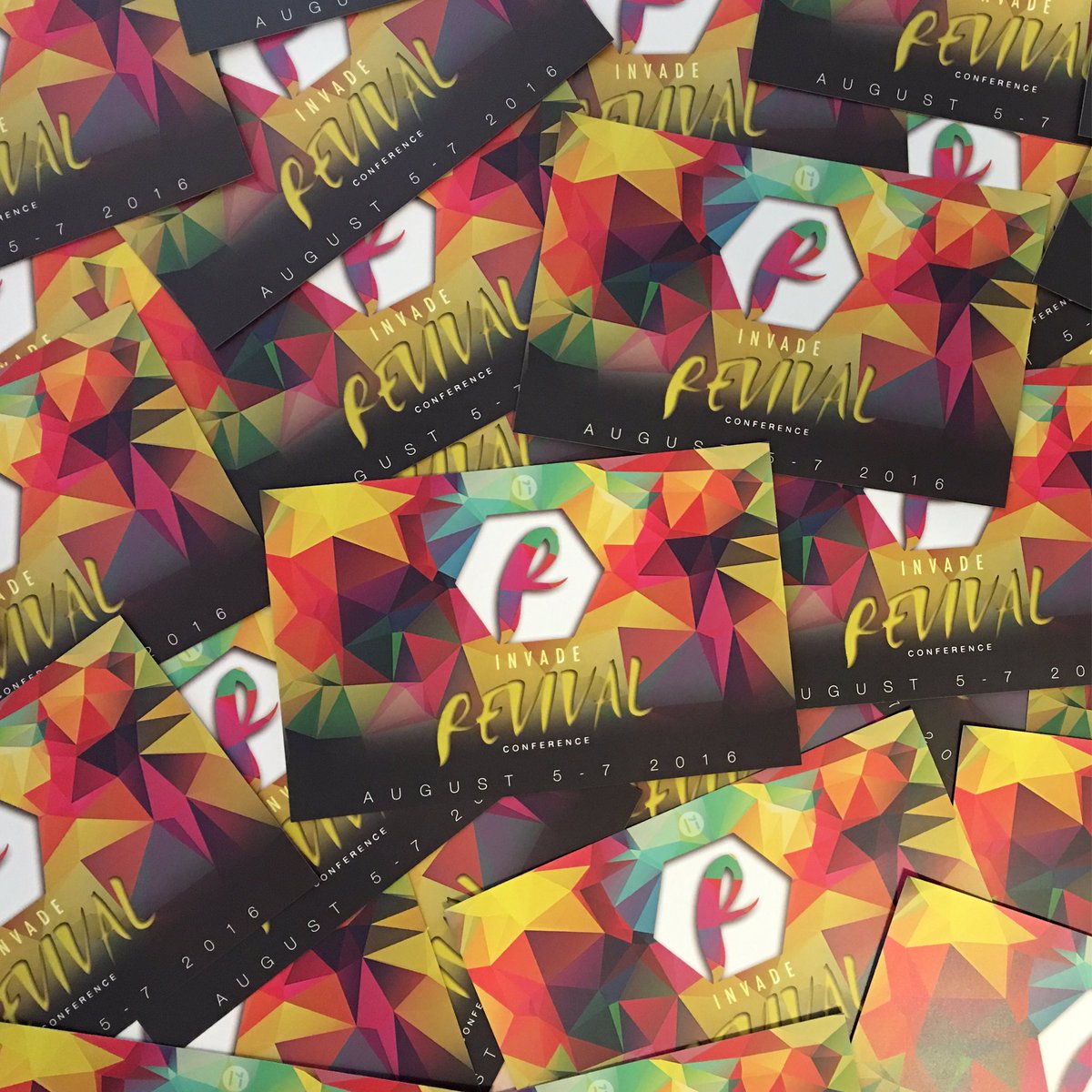 IAMINVADE's tweet photo. 9 D A Y S #InvadeConf register at https://t.co/PE7aDKevL8 https://t.co/ckyHkxNqWI