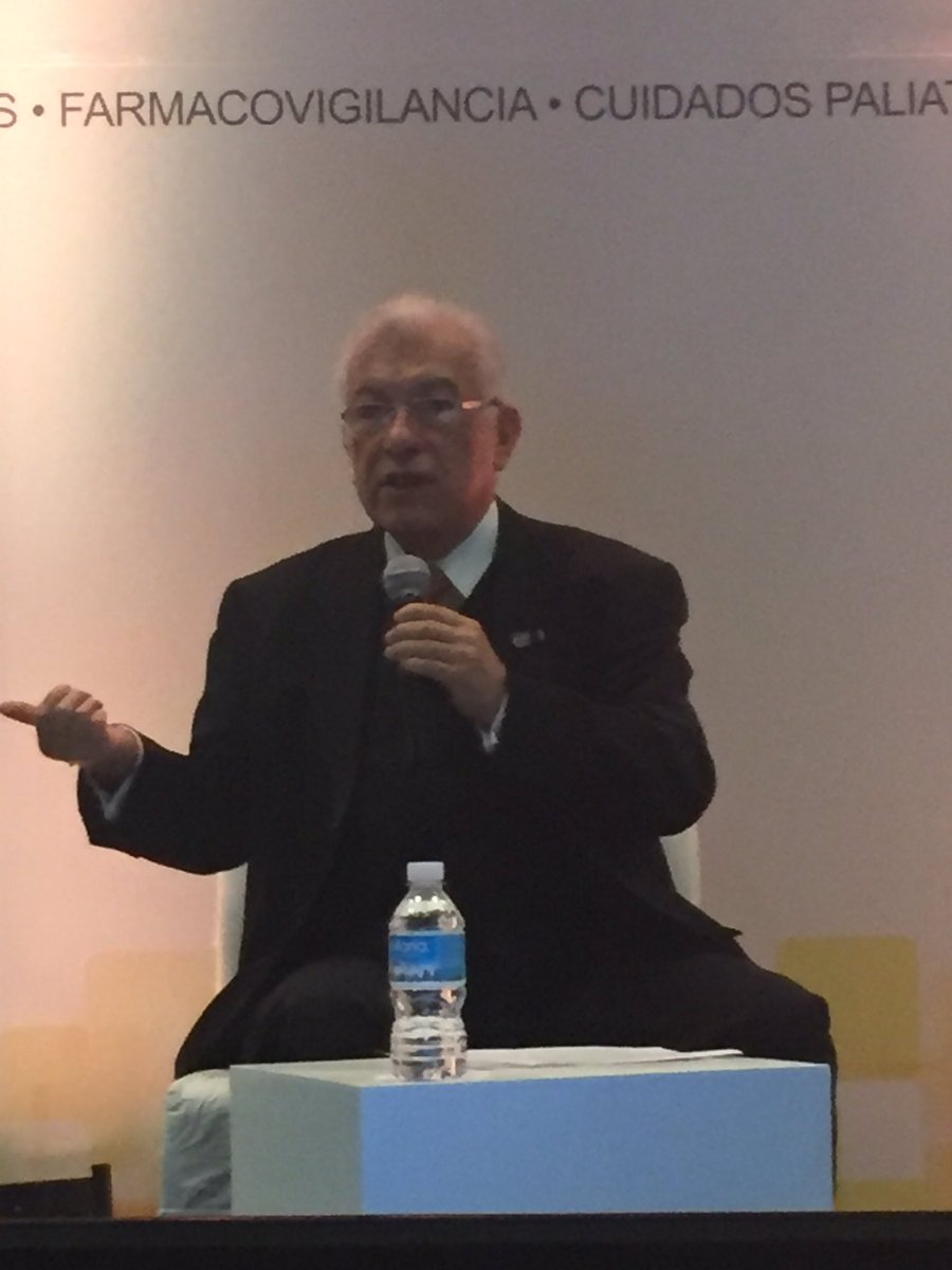 mx_wellness's tweet photo. #ForoCalidad2016 Dr F.Recio habla de la falta de acceso a medicamentos de dolor @AleAsociacion @funsalud @RedAcceso https://t.co/qneHuOWmfr