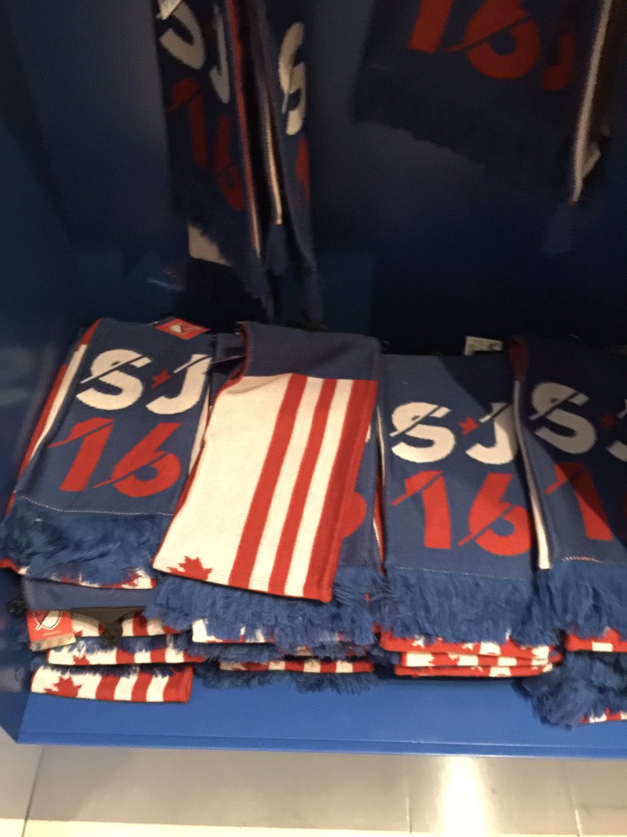 PBrennanENQ's tweet photo. Excellent collection of Quakes scarfs. And the requisite #FriendshipScarf. Cc: @charliehatch_, @wrongsideofpond https://t.co/YuI9zHxfA9