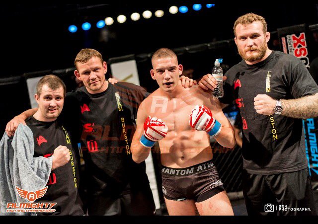 paulbentley12's tweet photo. @ste_steriley7 @LiamBurston @Lee_the_butcher @darendazmorris https://t.co/A2ppUBhCKo