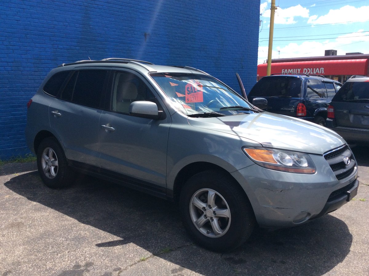 dmsfirstclass's tweet image. 2007 Hyundai SantaFe for $3,999 with 149,550 miles2005 #cars #suvs #usedcars #used#usedcardealer #Newburghusedcars