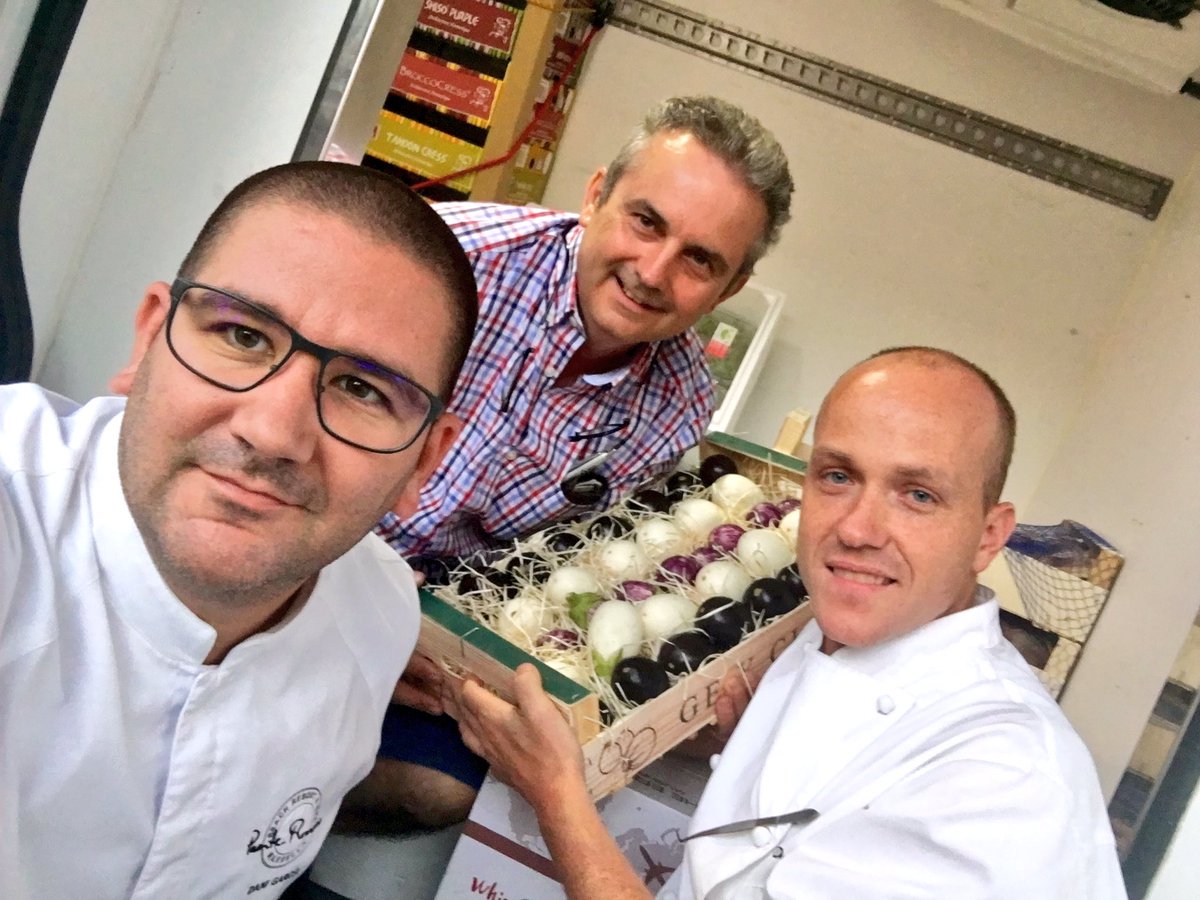 Antonio Ocaña; Imprescindible en la gastronomía de la costa con sus flores y hierbas, escogiendo Con Galeote de todo