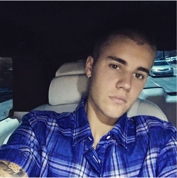 Branche_12's tweet photo. He is not even trying and he looks HOT and he takes amazing selfies
❤️
#ColdWater #Purpose https://t.co/j55v5acwJA
