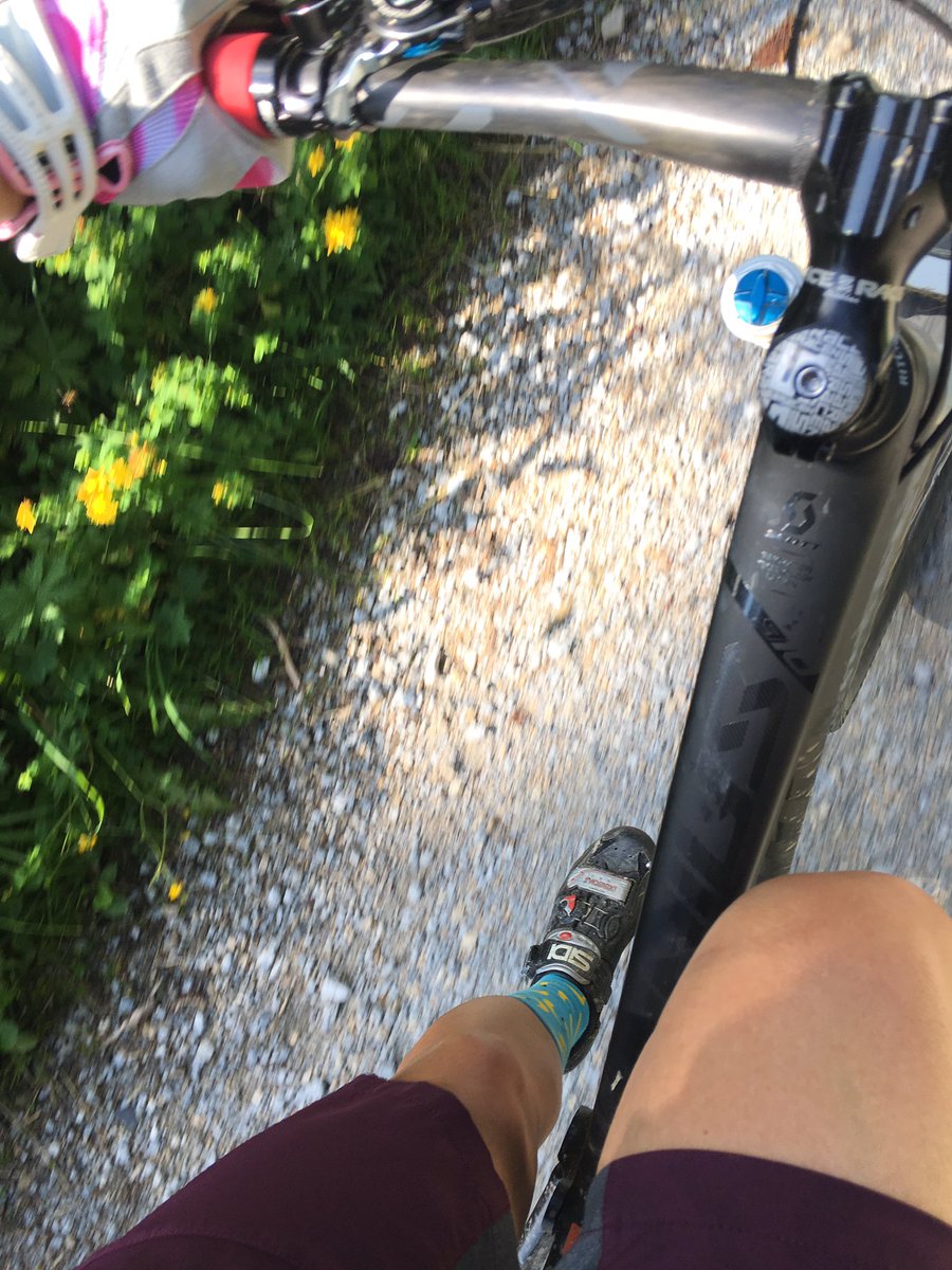 MSAROUK's tweet photo. #justride #versussocks #msarouk https://t.co/bX2UkQupEt