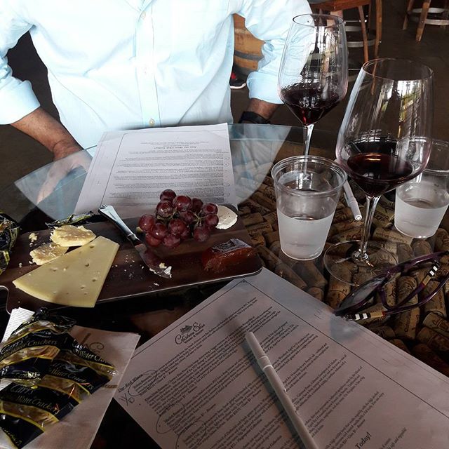 ChateauElan's tweet photo. RETWEET: 🍷 😍 #velvetreserve #chateauelan #CEsummer 📷: @rfanna07 https://t.co/4ILssiTxJo