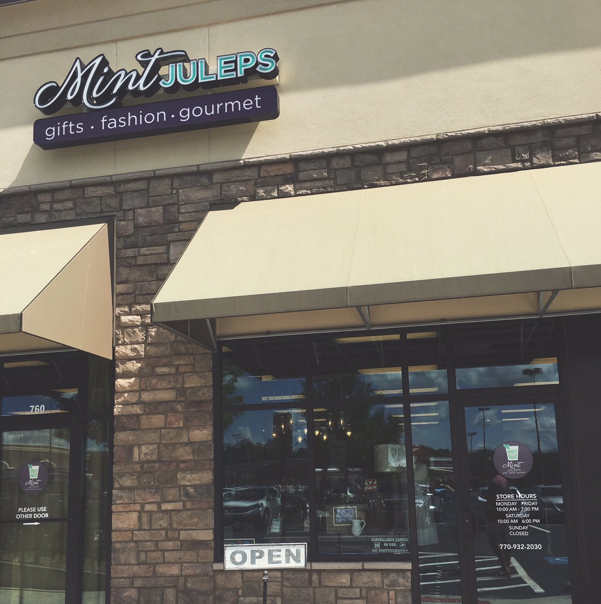 flejitanks's tweet photo. Fleji's Newest Retailer! Check them out in Sugar Hill, GA at Mint Julep #WearTheTropics https://t.co/VEUvo6r3bQ