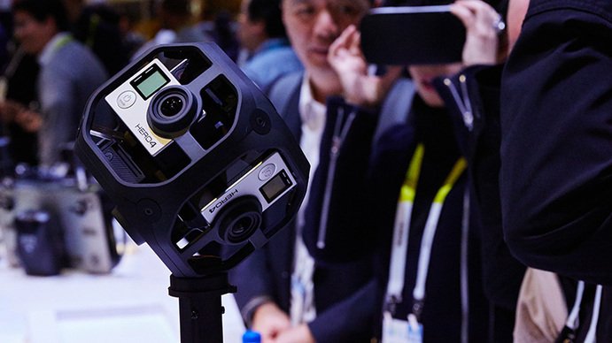 BainDaily's tweet photo. GoPro shares up on earnings beat - https://t.co/Opz4EyiFCV https://t.co/0QuWSjfTOm