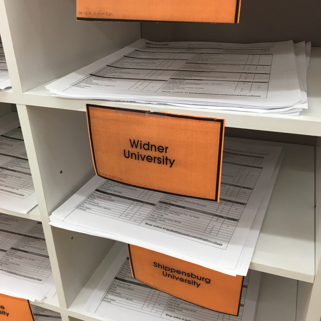 ScottWard33's tweet photo. @WidenerProbs wonder if they sell dictionaries @BedBathBeyond #norespect https://t.co/BH2z8760PW