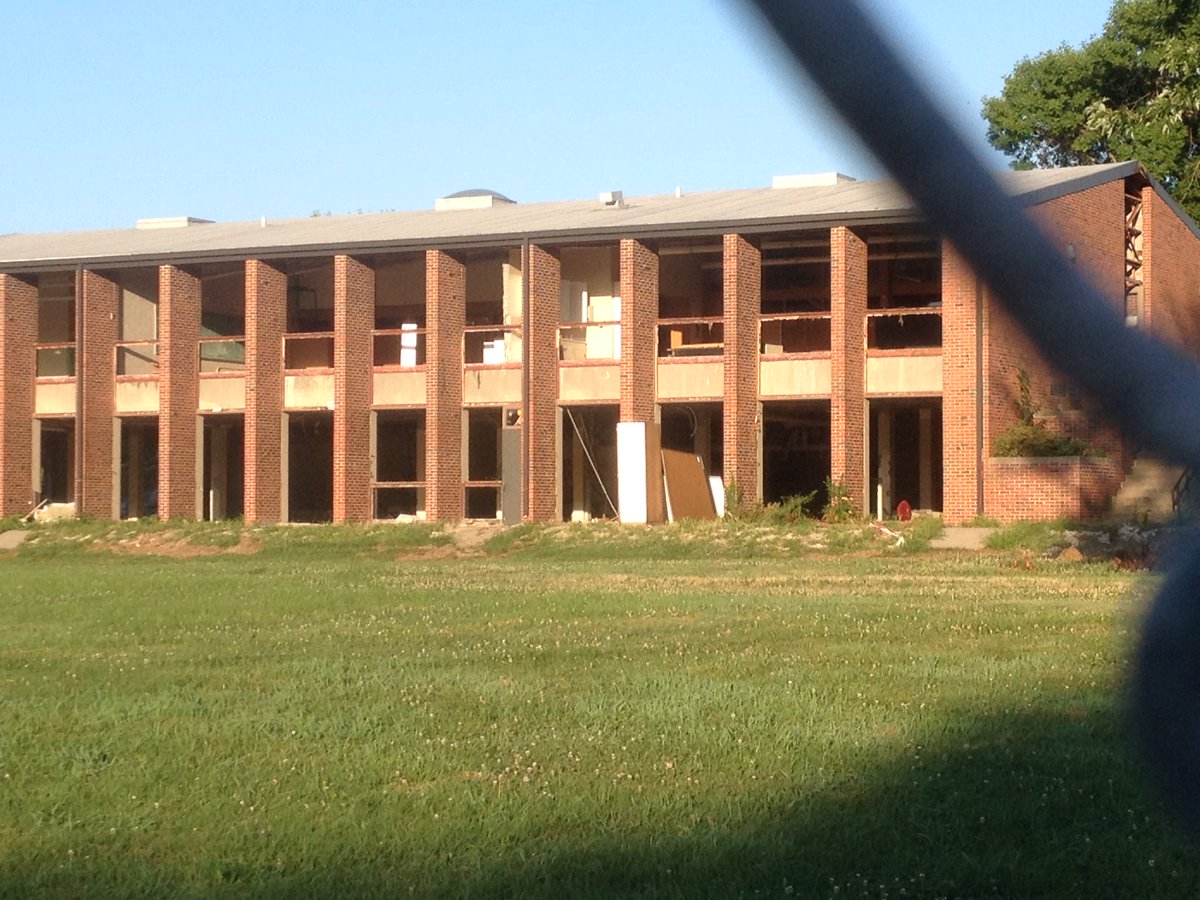 Demolition continues at Oakdale, this time on the '50s and '60s portion of the building.