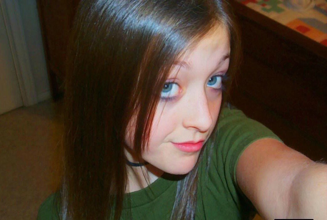 steaddyyy's tweet photo. #WaybackWednesday 😂 #MyspaceAngle https://t.co/WoTzz6rM35