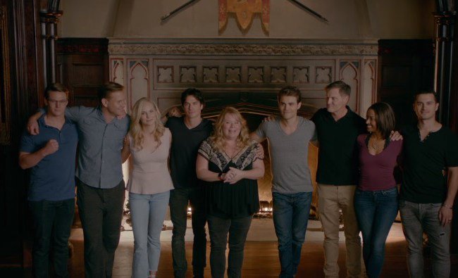 Fan_Fanaticos's tweet photo. É anunciada última temporada de The Vampire Diaries!
https://t.co/1asw3GPzvO https://t.co/JORj0fOVXK