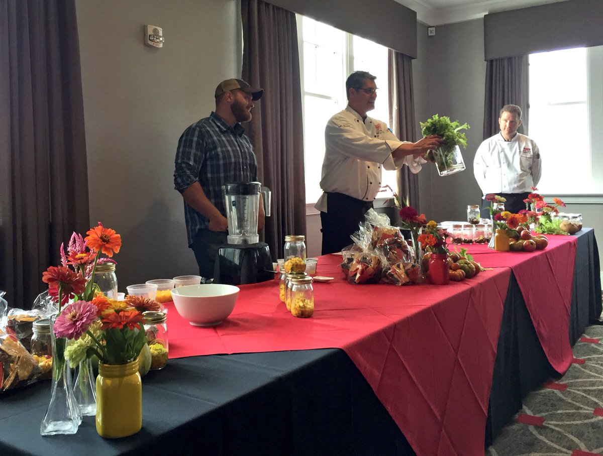 TabletopMediaGp's tweet photo. Enjoying the #WellFedWolfpack #cooking class tonight. Thanks for the great salsa recipe ideas, @ncstatedining! #NCSU https://t.co/507v8LcW4P