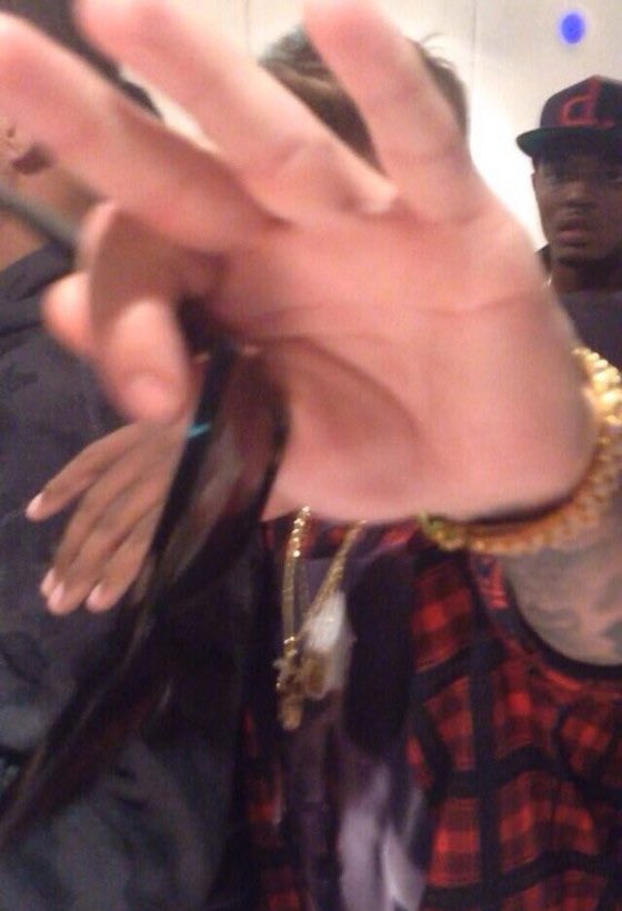 httpbizzlesus's tweet image. 