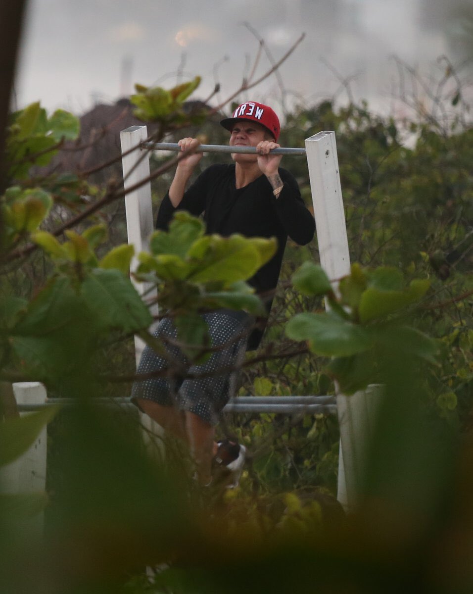 httpbizzlesus's tweet image. 