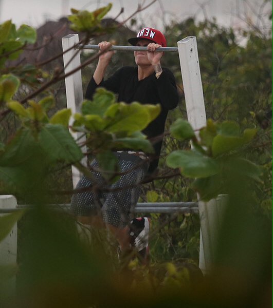 httpbizzlesus's tweet image. 