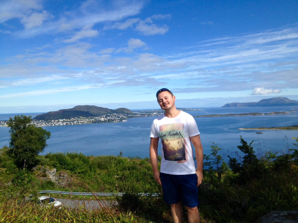 travelblogjamie tweet picture