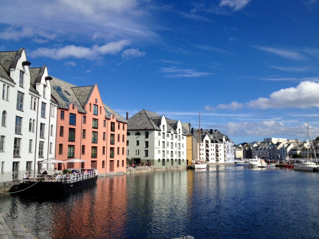 travelblogjamie tweet picture