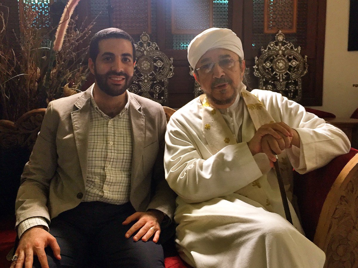 MahmoudZn's tweet photo. مع الأصيل، صاحب الفكر والعلم والحكمة، مبدع يجمع بين الأصالة والحداثة، قيمنا المعمارية في الميزان هاجسه.. @SamAngawi https://t.co/NHUzt4FF41