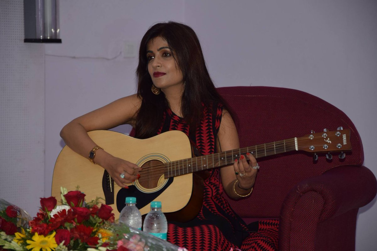 shibanikashyap's tweet photo. Was honoured to be at #WELCOMETOSTUDIO1 with Sunit Tandon. Event conceptualised by Amlanjyoti Majumdar https://t.co/0D9kDzJvEM