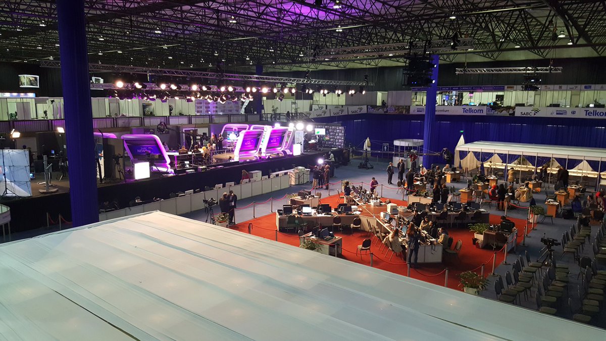 Very impressed by <a href="/IECSouthAfrica/">IEC South Africa</a> national results centre. Wish we had one like that in GER. #LGE2016