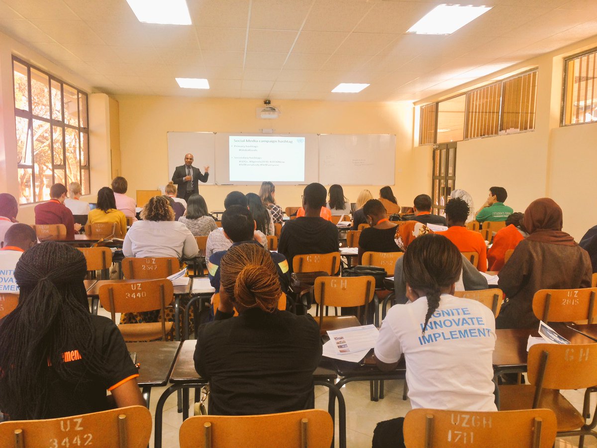 UNDPZimbabwe's tweet photo. Talking #GlobalGoals #SDGs with pharmaceutical students at #IPSFWC2016 https://t.co/cmqwq08gGo