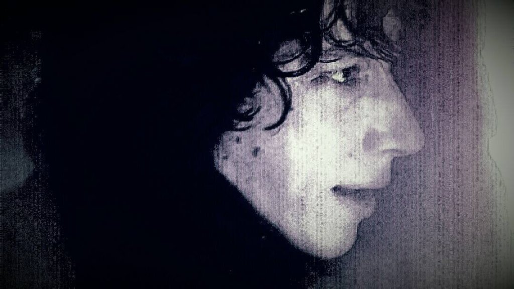 Not new to RP. Experienced. New Kylo Ren. Ships Reylo and with Chemistry. RT and Follow