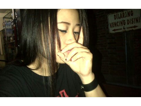 tira_agustine's tweet photo. Tuhan hanya dia yang selalu ada dalam anganku dalam benakku :') https://t.co/8BJJyZj4lB