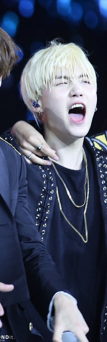 Sugaxwaska's tweet image. ESTO ES LEGAL¿?