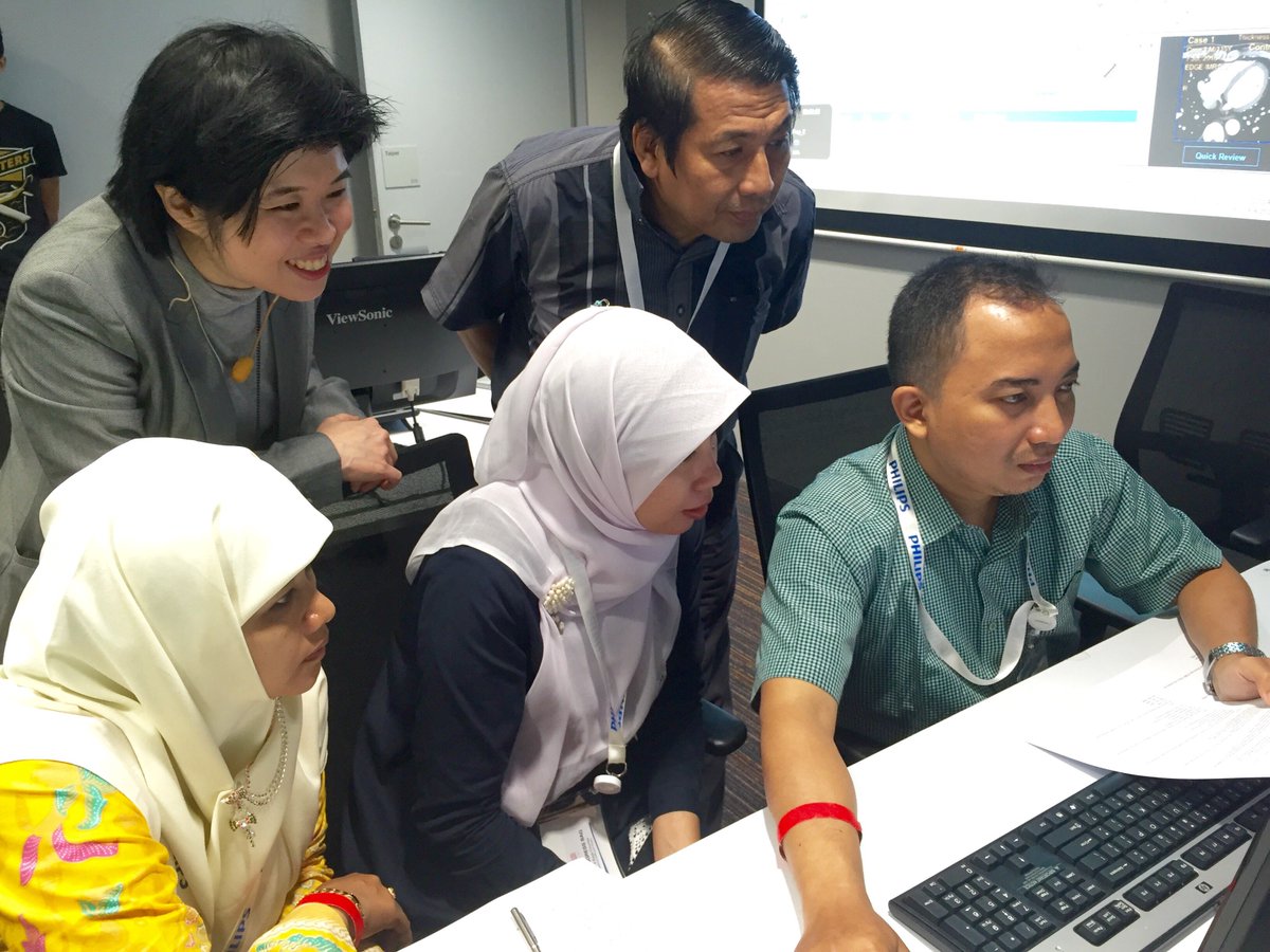 PhilipsSG's tweet photo. Dr Lynette Teo, NUH, shares how post-processing software improves diagnostic accuracy & workflow @ #Philips #ASCI16 https://t.co/PjqkKiXL8b