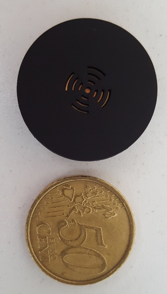 usingbeacons's tweet photo. Así es una baliza #Beacon. #Ble #LBS #bluetoothsensorbeacon #Bluetooth https://t.co/AeWIa7EIdl