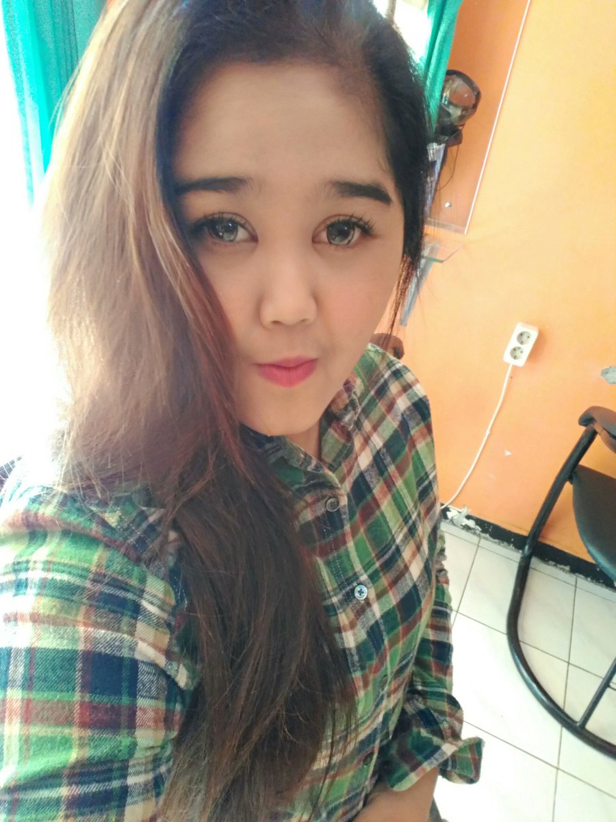 debbytheree's tweet photo. https://t.co/bkxuJCVjqN