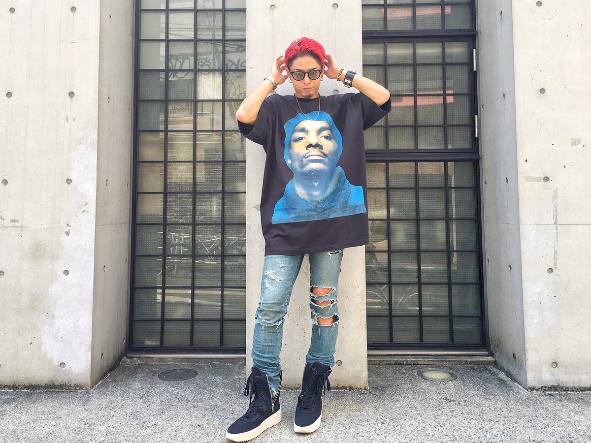 今日の取材はジャングルジムからスタート🏃💨 と、今日の服👯 Tシャツ