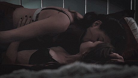 ً (@girlsongirlsgif) on Twitter photo 