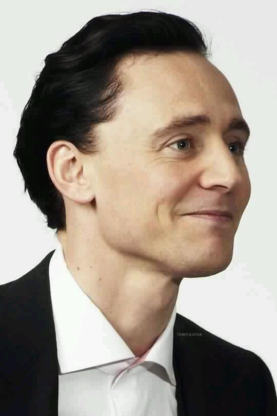 SMarie4THiddy's tweet image. @BritActorsFan #TomThursday #TomHiddleston photographed by #JamieBaker #tomhiddlestonwealwayssupportyou