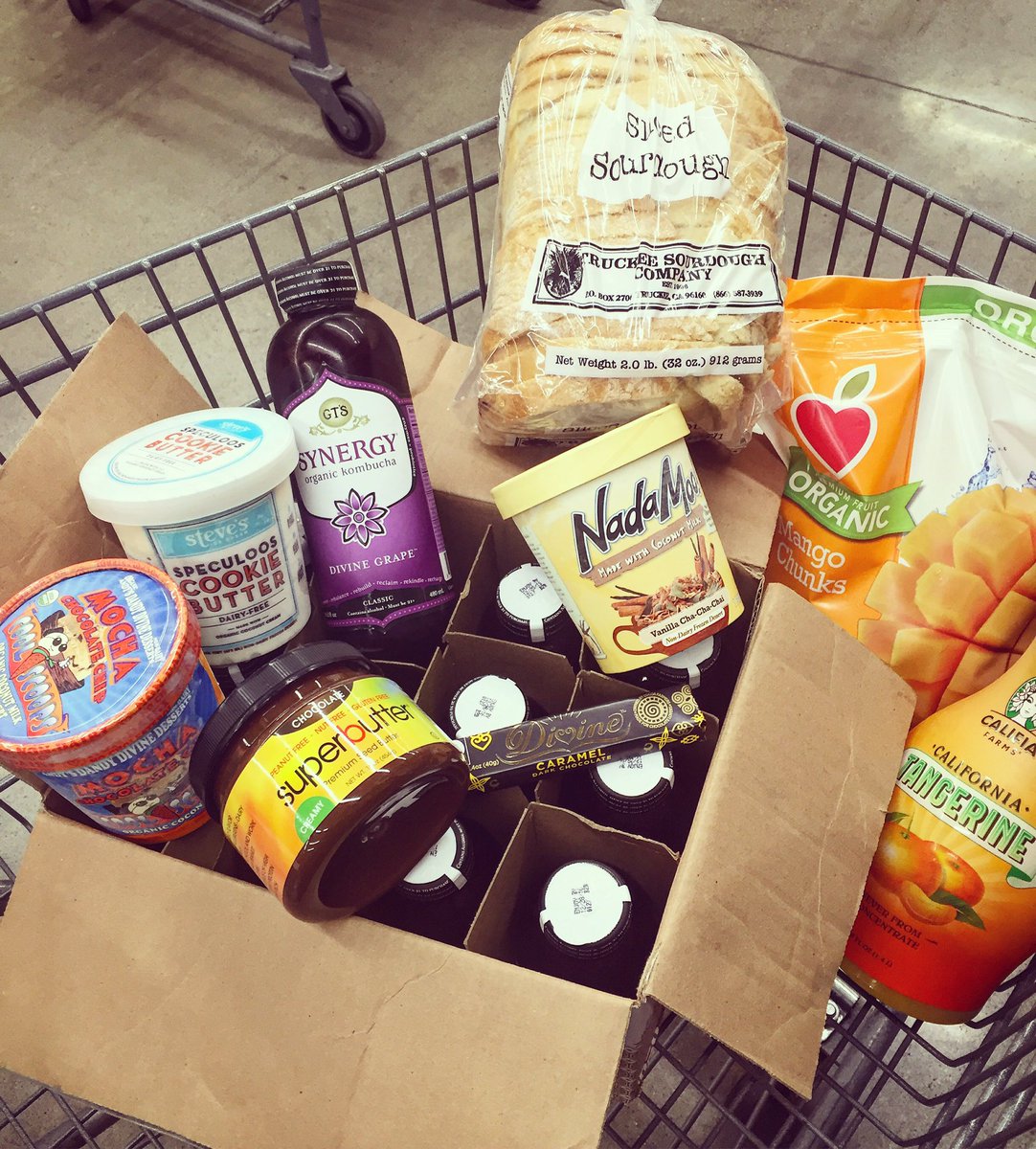 Stoked on my little #vegan grocery #haul from @grocery_outlet. It's small, but it's mighty (❤️ them bargains)!✨🍫🍦🍞🍊✨