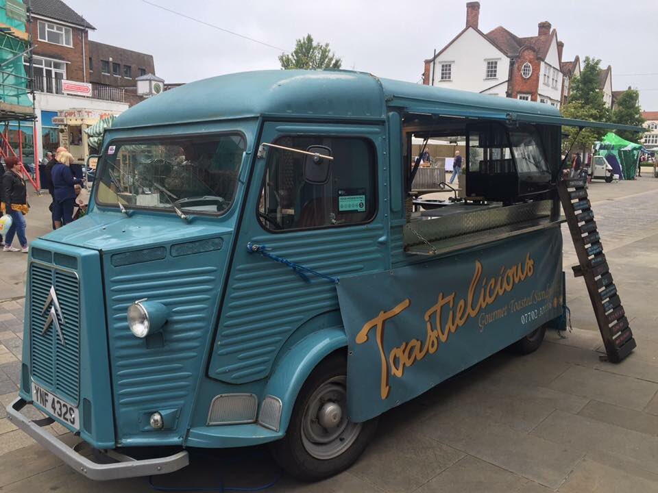 toastielicious's tweet photo. Street food ROCKS!  And tonight 7 street food traders roll into Hertford.  OMG why has this not happened before? https://t.co/IPtwBxZXvc