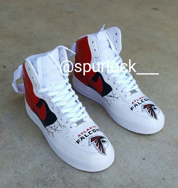 SPURLOCK___'s tweet photo. Atlanta Falcons af1s done by me #LockCustoms https://t.co/agNzLiEVbu