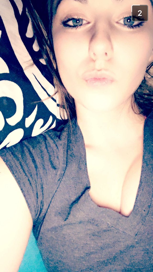 DevonMartin2010's tweet photo. I love this woman so much!! She's my #wce @Averie_Michelle https://t.co/pJp5lOCqqZ
