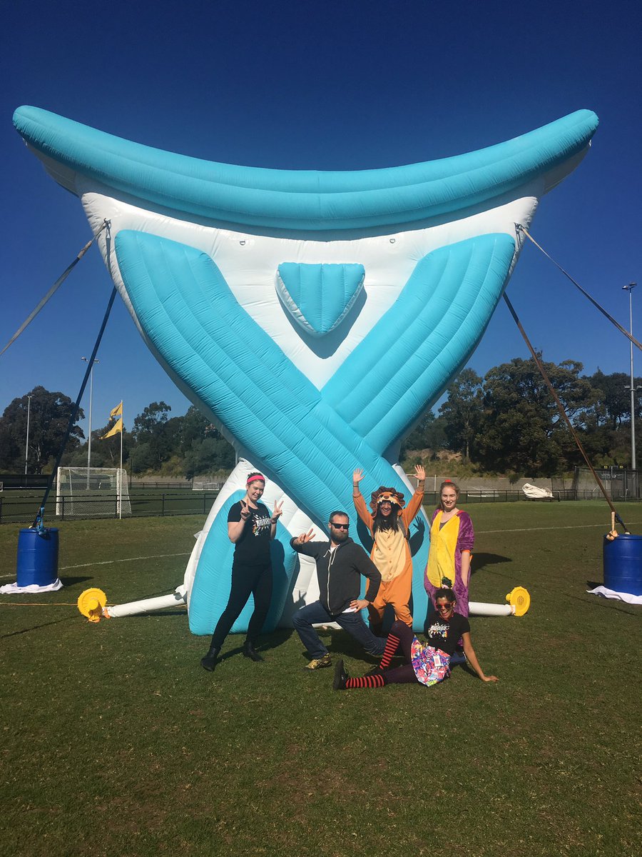 PrincessPeachey's tweet image. Woooo big bishi bashi! #AtlassianBigBash