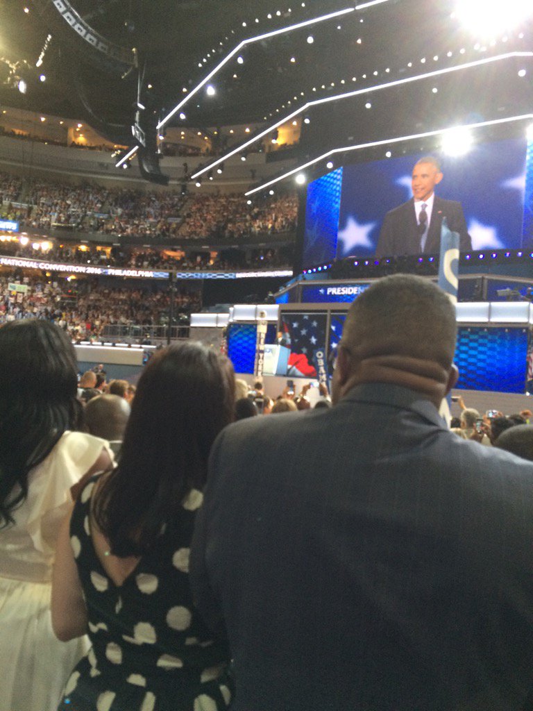 KayeKoonce's tweet photo. #DontBooVOTE! @ObamaNews @HillaryClinton #WorldIsWatchingUS https://t.co/SemTrIyjYx