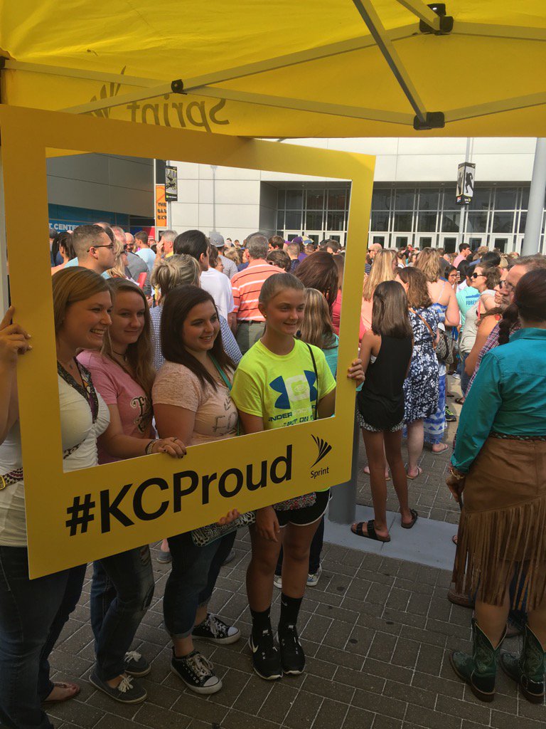 Studio1552's tweet photo. Studio team out at the Sprint Center spreading the word!@Lindsey_NorthKC @j8o8e8 @KSMOSprint https://t.co/RgnJ0X1cGj