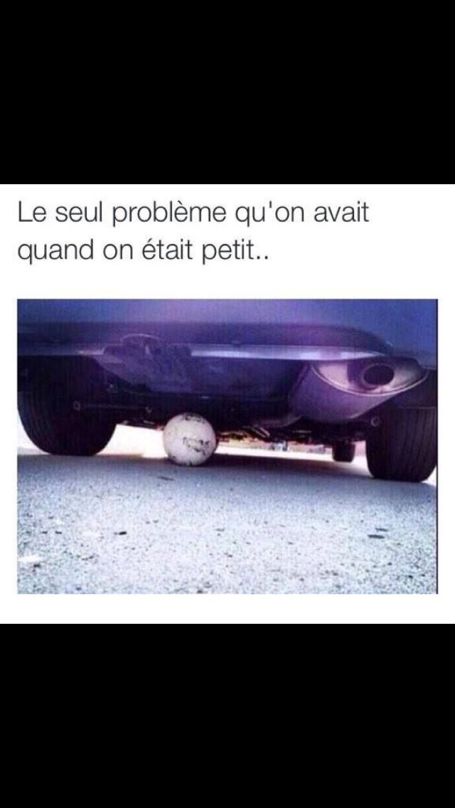 Lassbangbang's tweet photo. Ah we yavai tout temps un ga il se baisser pour prendre le balon https://t.co/bldTb9NcUq
