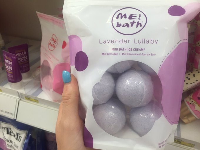 Pleeeeeaase?? I really want to do a bath show 🙂 https://t.co/wIUm71sknZ