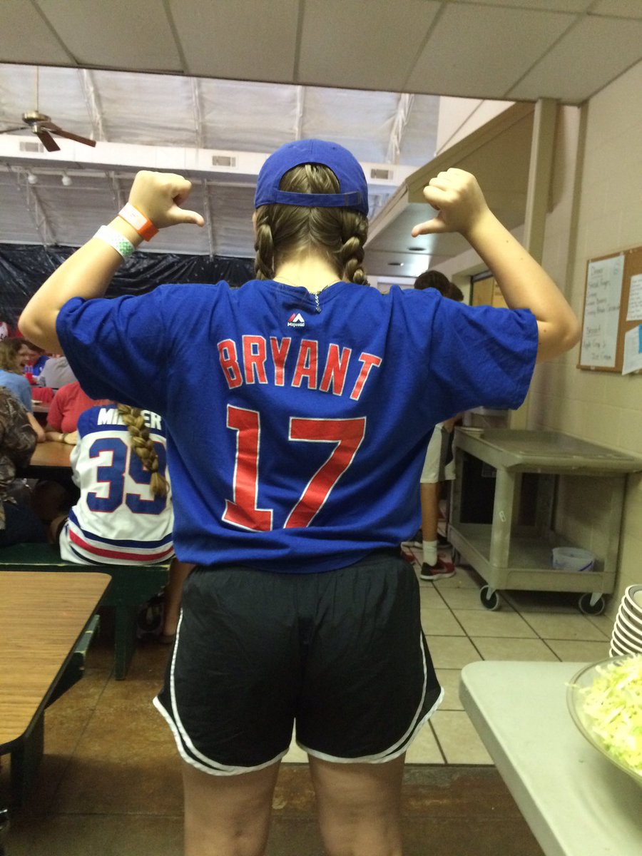 emmakay2001's tweet photo. Go Cubs go! #bbcFC16 https://t.co/h8jayxkBAG
