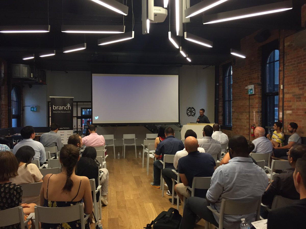 eakinsey's tweet photo. It's going down with @alexjsinger at the #mobilegrowth TO meetup! Cc @twitter @fabric @branchmetrics https://t.co/yMPejWeozG