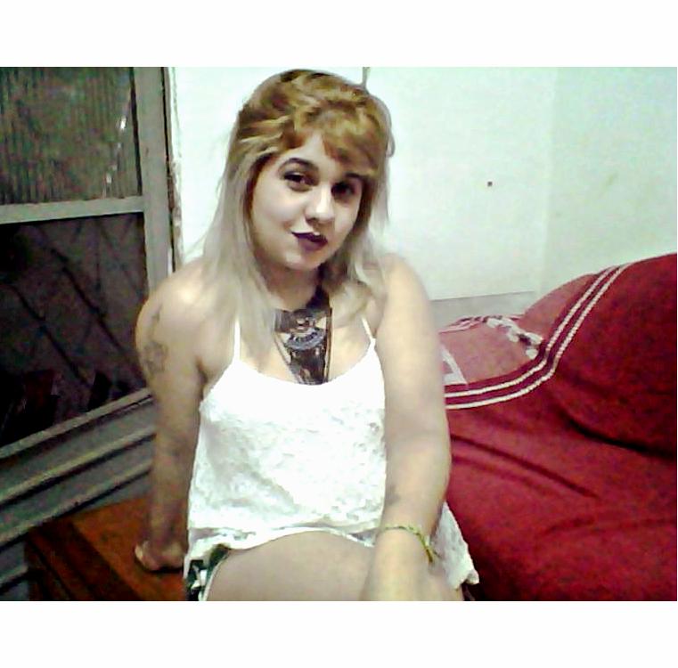 cam4ktub's tweet photo. faz pose de mocinha https://t.co/kw0CmBTECz