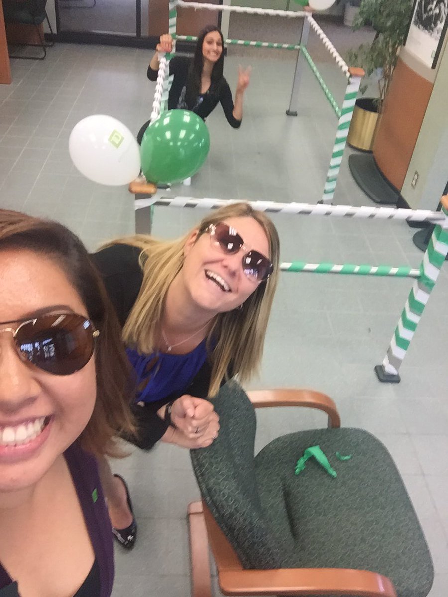 Kerry_portergrl's tweet photo. Getting ready for our customers!! #TDThanksYou having to much fun!! https://t.co/RBCdVAysji