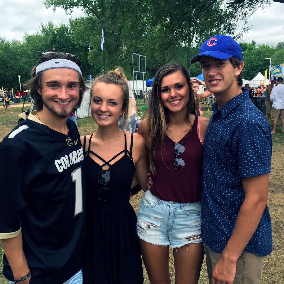 MikeHoff0017's tweet photo. Happy bday @EllieBaumann can't wait to be at Wisco with you this fall 😋 https://t.co/OQGrh79D7J